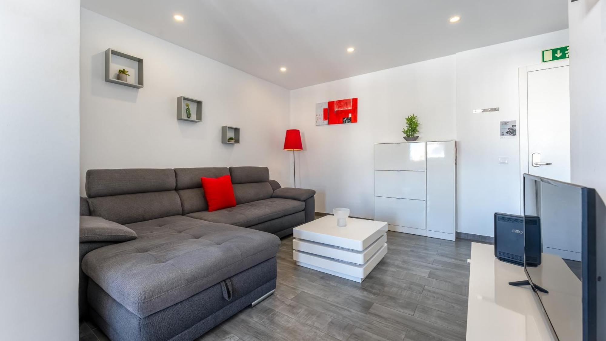 Red Velvet 1 Bdr Flat With Balcony By Lovelystay Portimão Eksteriør billede
