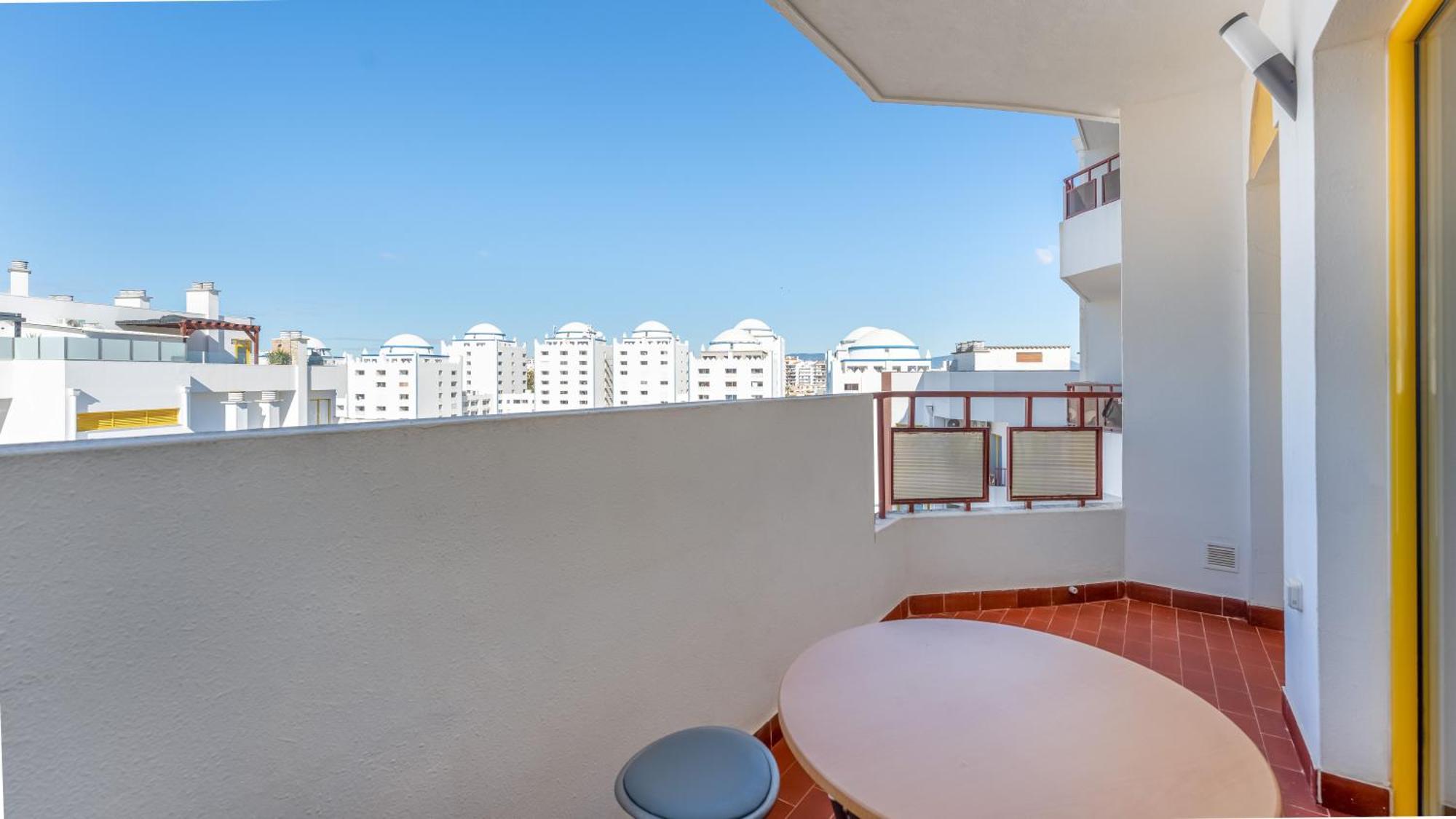 Red Velvet 1 Bdr Flat With Balcony By Lovelystay Portimão Eksteriør billede